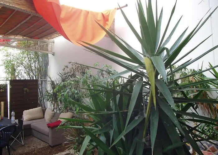 Hostel Gerry 's Backpacker *