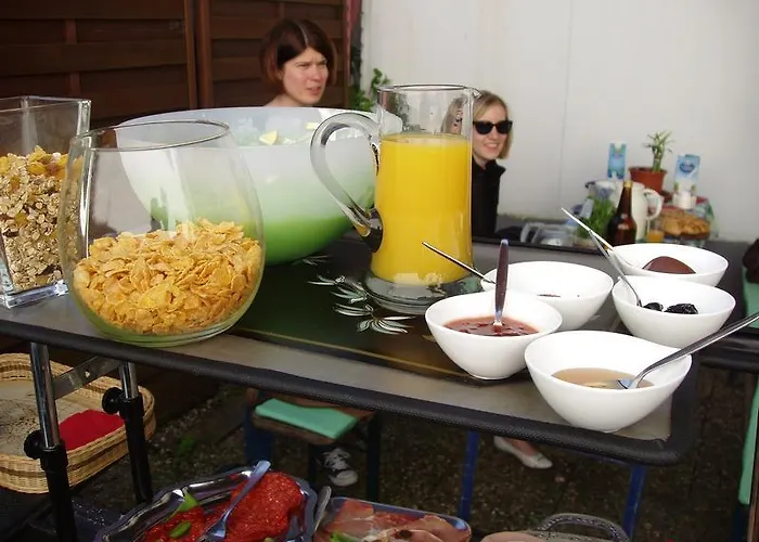 Gerry 's Backpacker Hostel